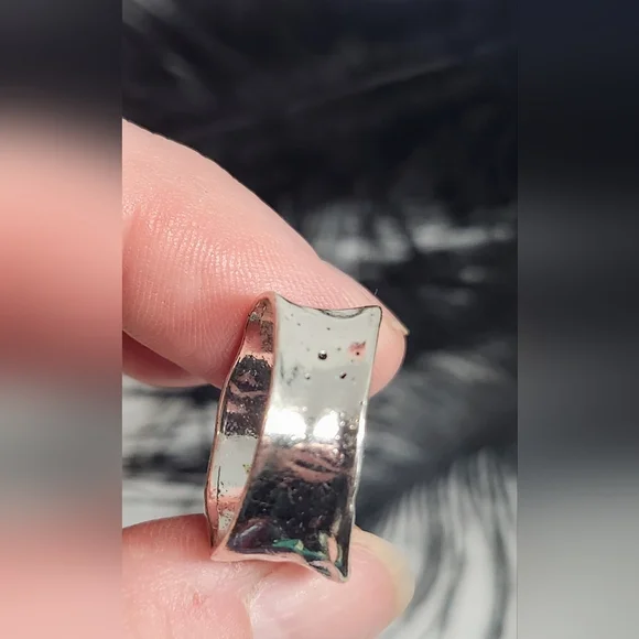 Mother Of Pearl 925 Sterling Silver Shell Ring. - Picture 6 of 8